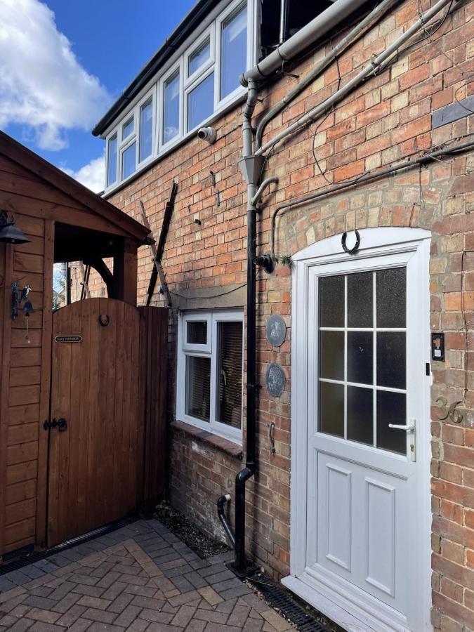 The Corner House, 36, Broadway Road, Apartment Evesham Bagian luar foto